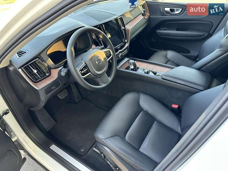 Внедорожник / Кроссовер Volvo XC60 2024 в Киеве фото 30 Внедорожник / Кроссовер Volvo XC60 2024 в Киеве