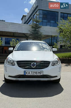 Позашляховик / Кросовер Volvo XC60 2015 в Києві