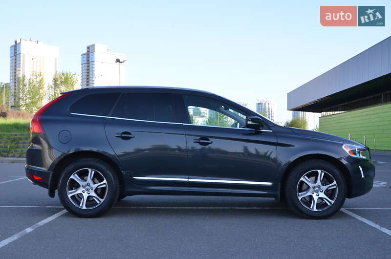 Внедорожник / Кроссовер Volvo XC60 2014 в Киеве