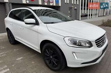 Внедорожник / Кроссовер Volvo XC60 2016 в Киеве
