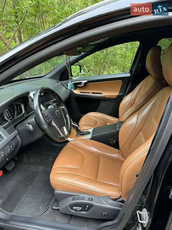 Позашляховик / Кросовер Volvo XC60 2016 в Шептицькому
