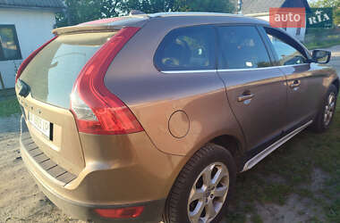 Внедорожник / Кроссовер Volvo XC60 2009 в 
