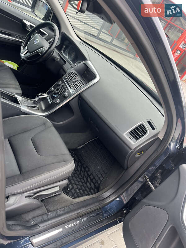 Внедорожник / Кроссовер Volvo XC60 2013 в Львове