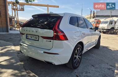 Внедорожник / Кроссовер Volvo XC60 2017 в 