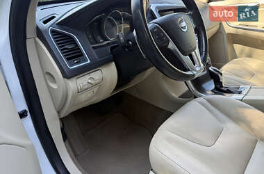 Внедорожник / Кроссовер Volvo XC60 2014 в 