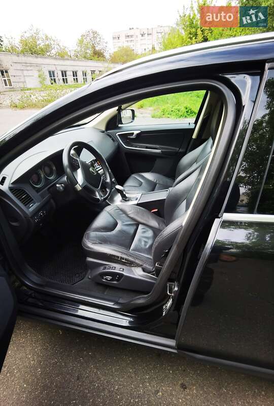 Внедорожник / Кроссовер Volvo XC60 2012 в Чернигове