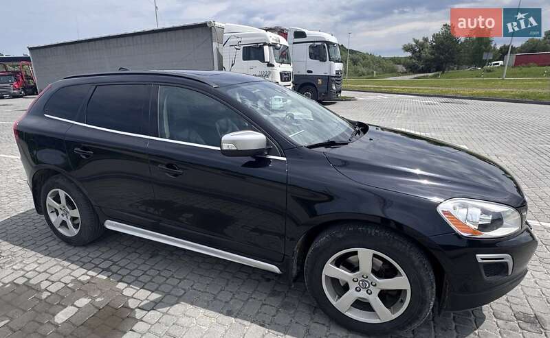 Внедорожник / Кроссовер Volvo XC60 2010 в Львове