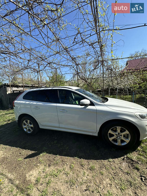 Позашляховик / Кросовер Volvo XC60 2015 в Хмельницькому