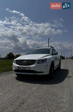 Внедорожник / Кроссовер Volvo XC60 2016 в 