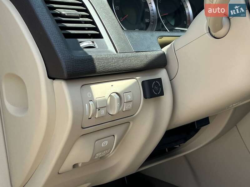 Позашляховик / Кросовер Volvo XC60 2012 в Львові