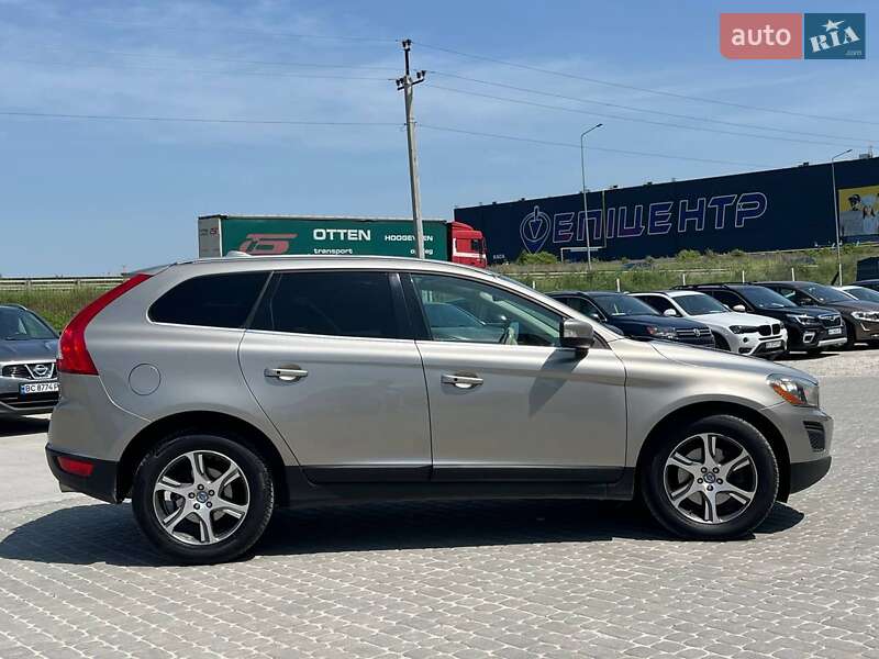 Позашляховик / Кросовер Volvo XC60 2012 в Львові