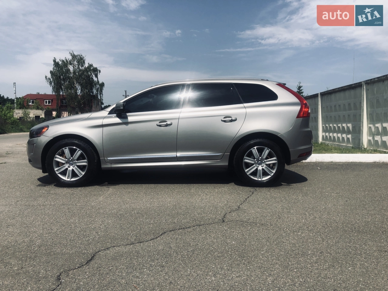 2016 Volvo XC60 - мініатюра 17