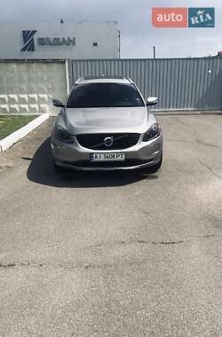 Внедорожник / Кроссовер Volvo XC60 2015 в 