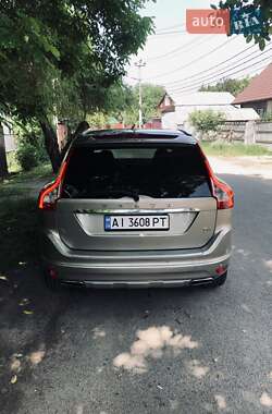 Внедорожник / Кроссовер Volvo XC60 2015 в 
