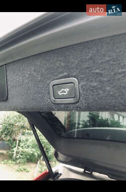 Внедорожник / Кроссовер Volvo XC60 2015 в 