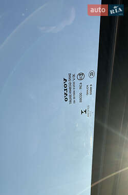 Внедорожник / Кроссовер Volvo XC60 2014 в 