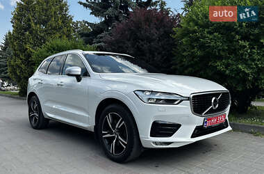Внедорожник / Кроссовер Volvo XC60 2019 в 