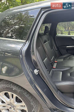 Внедорожник / Кроссовер Volvo XC60 2015 в 