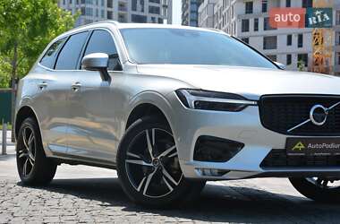 Внедорожник / Кроссовер Volvo XC60 2018 в 