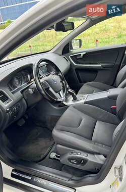 Внедорожник / Кроссовер Volvo XC60 2014 в 