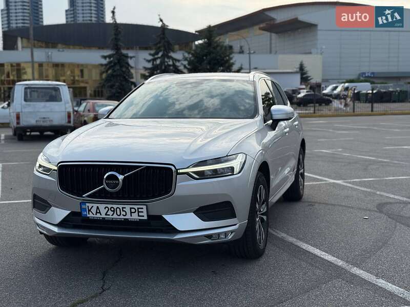 Внедорожник / Кроссовер Volvo XC60 2020 в 