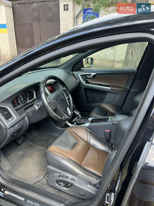Позашляховик / Кросовер Volvo XC60 2015 в Одесі