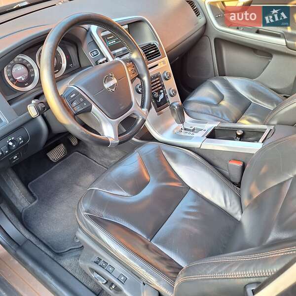 Внедорожник / Кроссовер Volvo XC60 2011 в Киеве