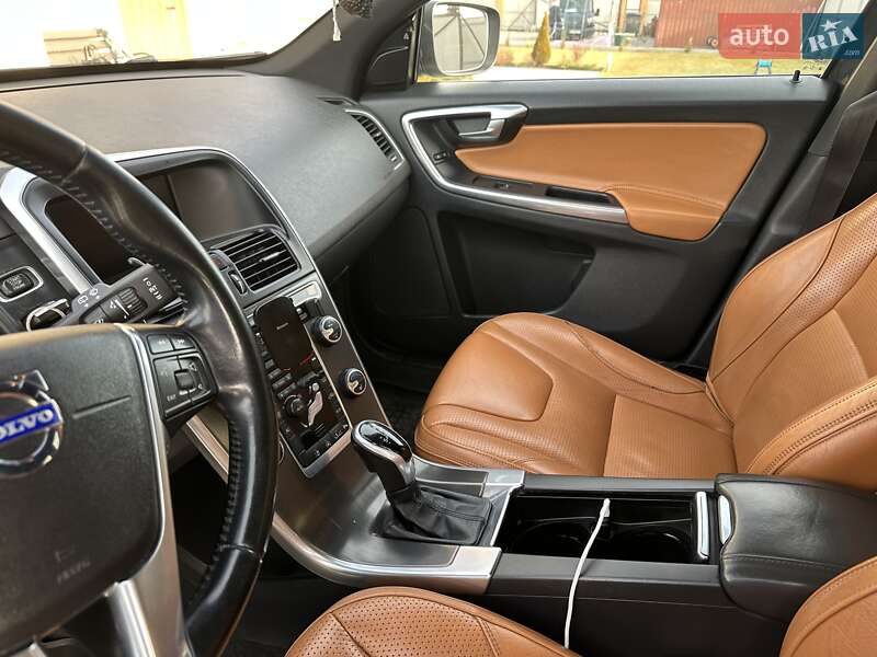 Позашляховик / Кросовер Volvo XC60 2014 в Києві