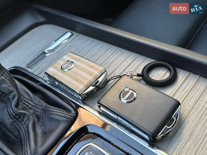 Позашляховик / Кросовер Volvo XC60 2018 в Дрогобичі