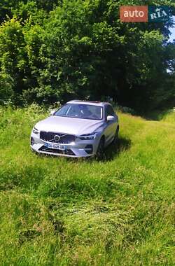 Внедорожник / Кроссовер Volvo XC60 2022 в 
