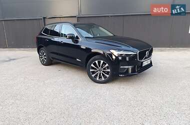 Внедорожник / Кроссовер Volvo XC60 2022 в 