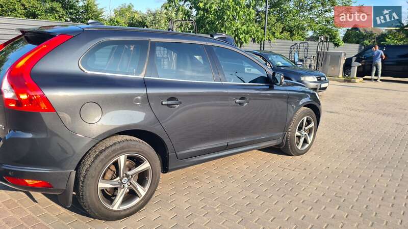 Внедорожник / Кроссовер Volvo XC60 2013 в Ивано-Франковске