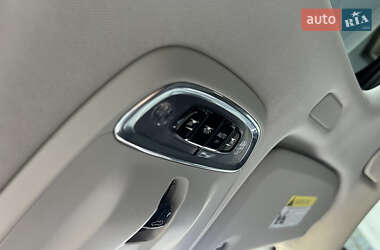 Внедорожник / Кроссовер Volvo XC60 2021 в 