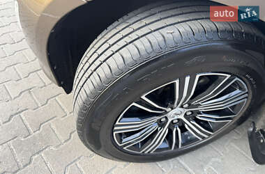 Внедорожник / Кроссовер Volvo XC60 2013 в 