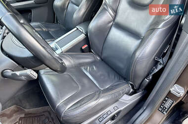 Внедорожник / Кроссовер Volvo XC60 2013 в 