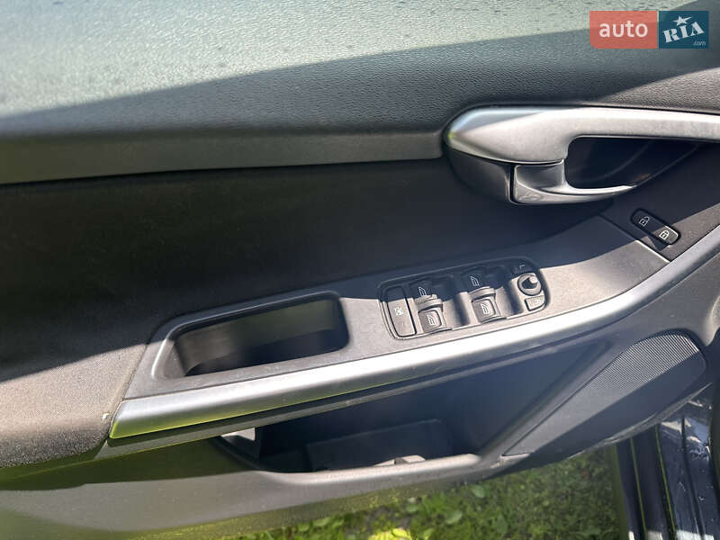 Внедорожник / Кроссовер Volvo XC60 2009 в Ивано-Франковске