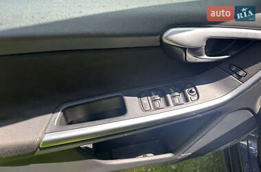 Внедорожник / Кроссовер Volvo XC60 2009 в 