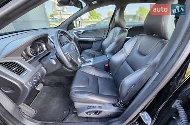 Внедорожник / Кроссовер Volvo XC60 2017 в 