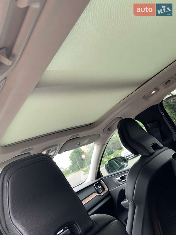 Позашляховик / Кросовер Volvo XC60 2021 в Броварах