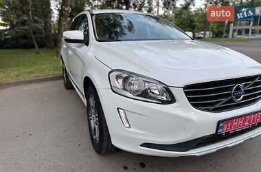 Внедорожник / Кроссовер Volvo XC60 2014 в 