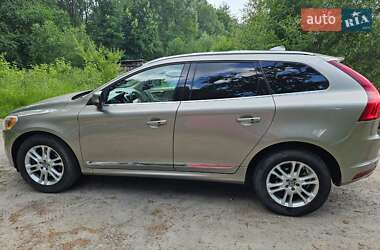 Внедорожник / Кроссовер Volvo XC60 2015 в 