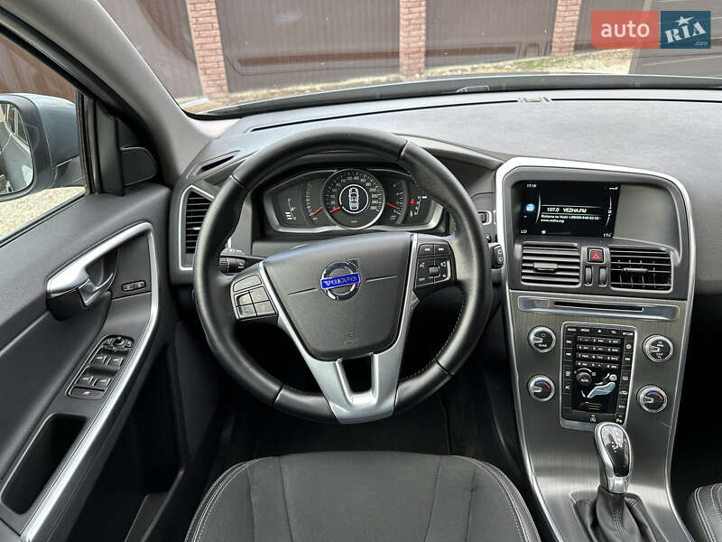 Внедорожник / Кроссовер Volvo XC60 2016 в Ивано-Франковске