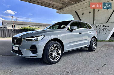 Внедорожник / Кроссовер Volvo XC60 2023 в 