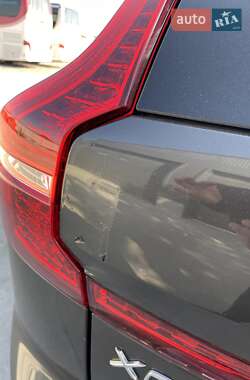 Внедорожник / Кроссовер Volvo XC60 2017 в 