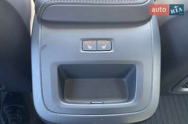 Внедорожник / Кроссовер Volvo XC60 2023 в 