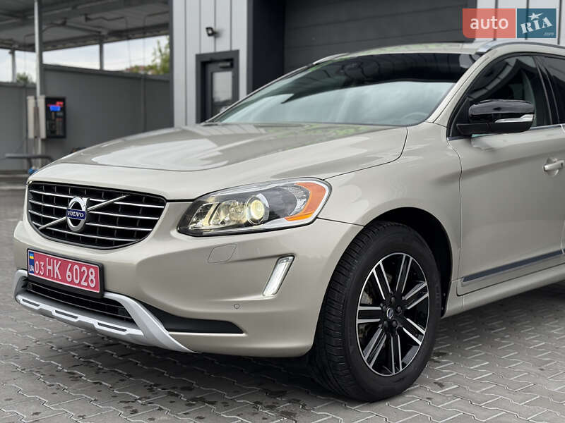 Внедорожник / Кроссовер Volvo XC60 2016 в Владимире