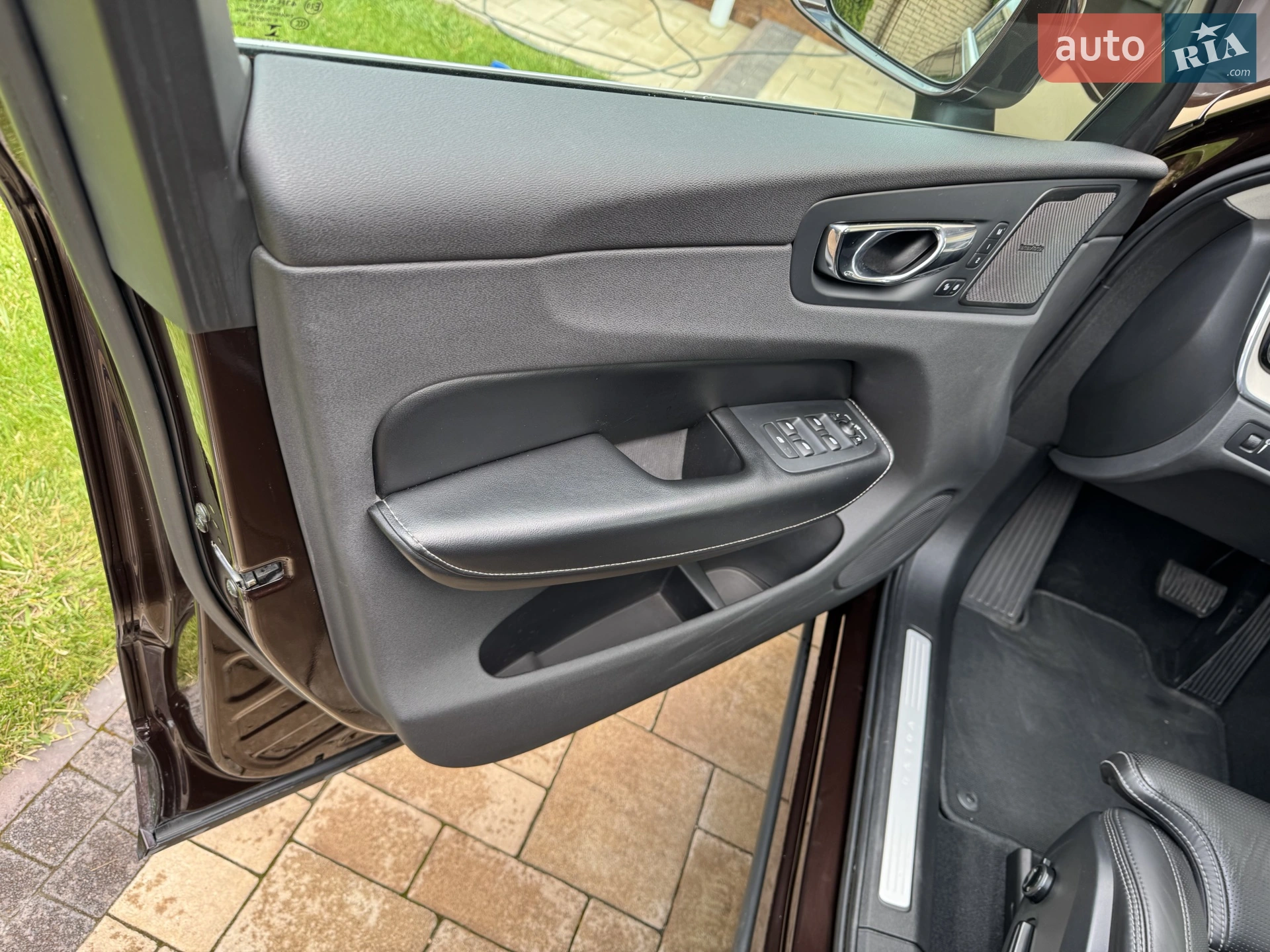 2018 Volvo XC60 - мініатюра 13