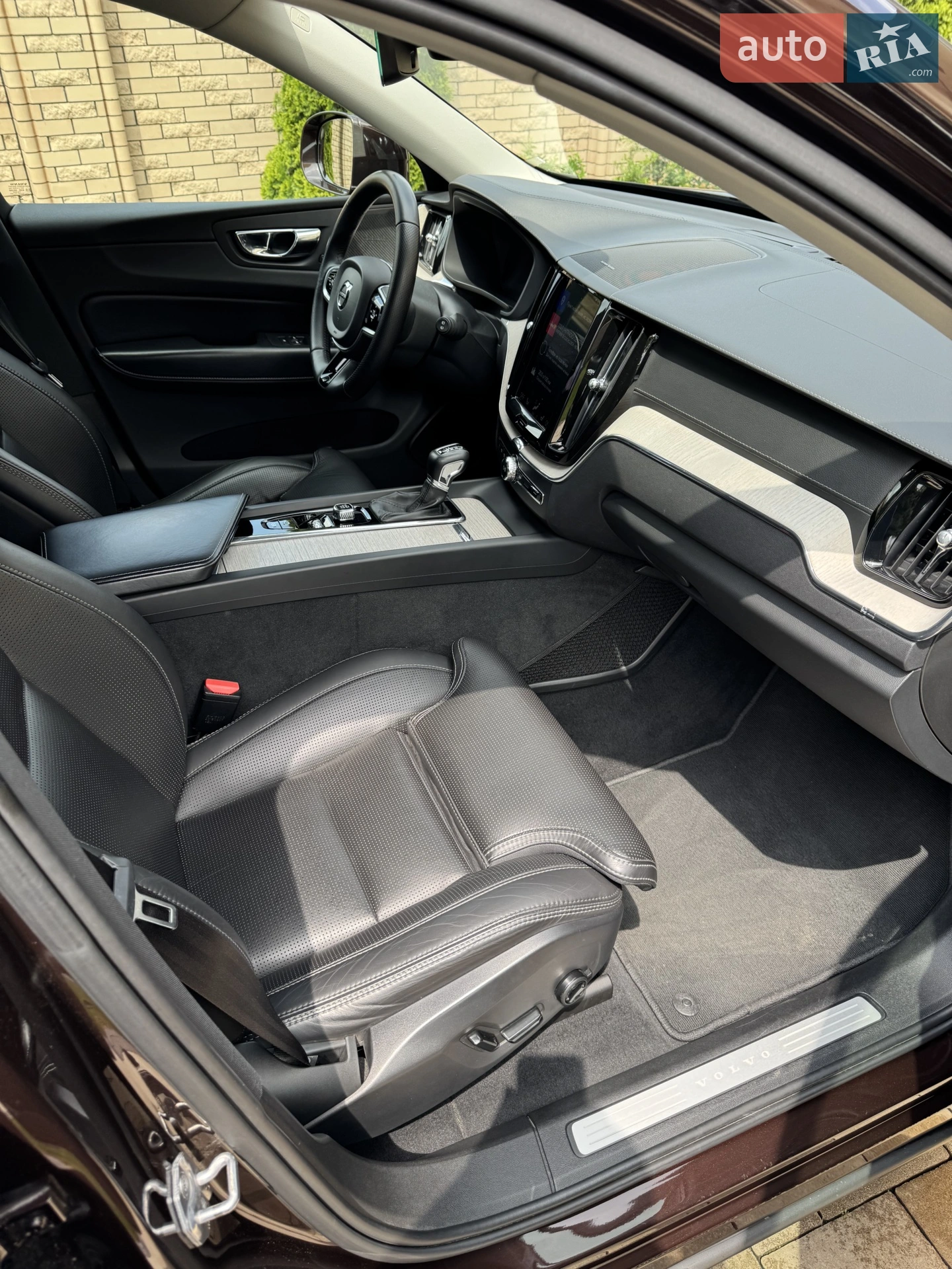 2018 Volvo XC60 - мініатюра 21