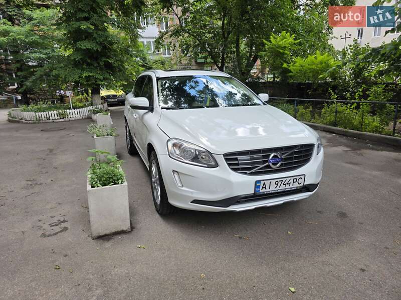 Volvo XC60 2015