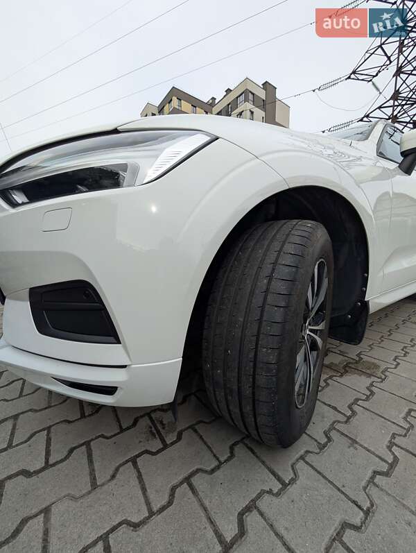 Внедорожник / Кроссовер Volvo XC60 2017 в Ивано-Франковске